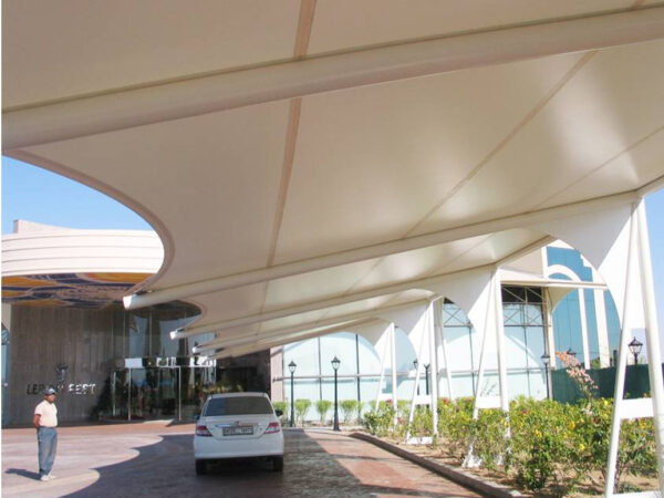 Sail Hyper Shade Structures - Image 3